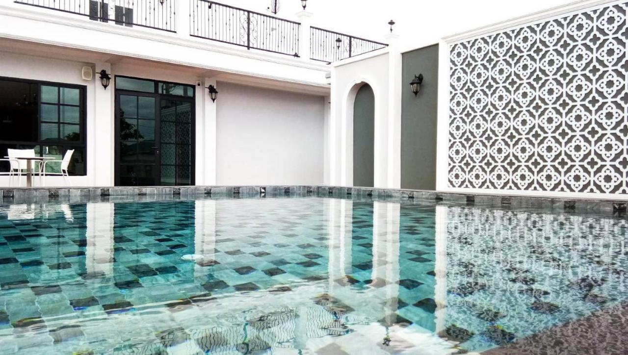 โคโค่ โฮเทล Koco Hotel Nakhonratcsaszima Kültér fotó