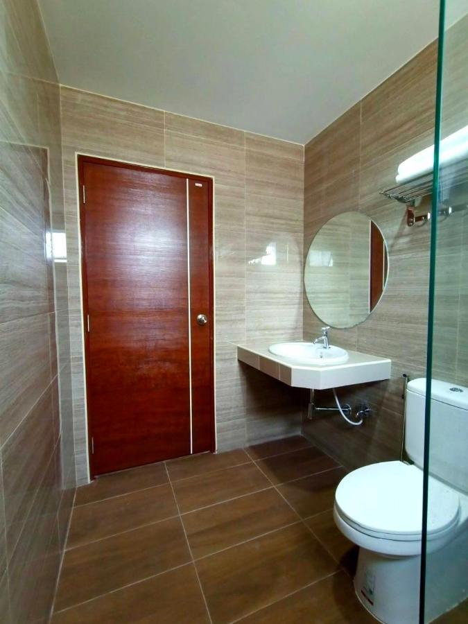 โคโค่ โฮเทล Koco Hotel Nakhonratcsaszima Kültér fotó