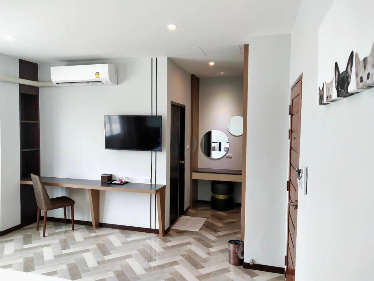 โคโค่ โฮเทล Koco Hotel Nakhonratcsaszima Kültér fotó