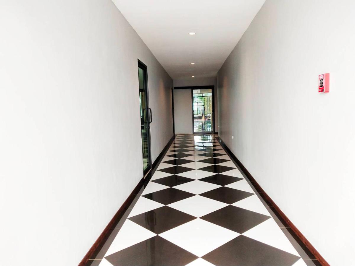 โคโค่ โฮเทล Koco Hotel Nakhonratcsaszima Kültér fotó
